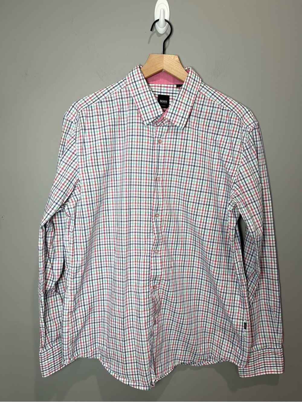 BOSS Hugo Boss Slim Fit Plaid Button Front Shirt XL 100%‎ Cotton Pink Blue